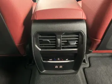 BMW 330e M Sport AHK Glasdach Head-Up