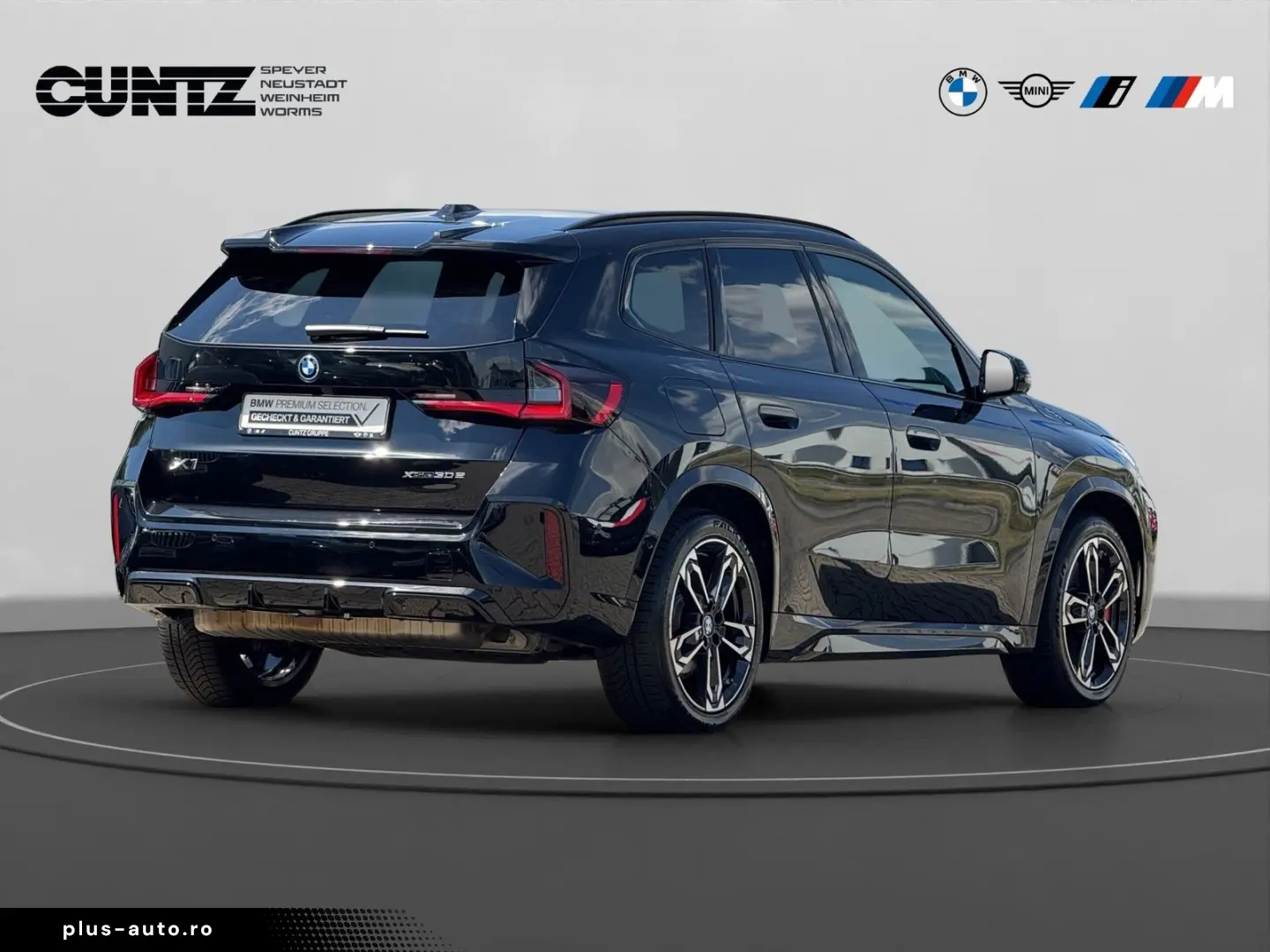 BMW X1 xDrive30e M Paket Pro Panorama Head-Up Harman