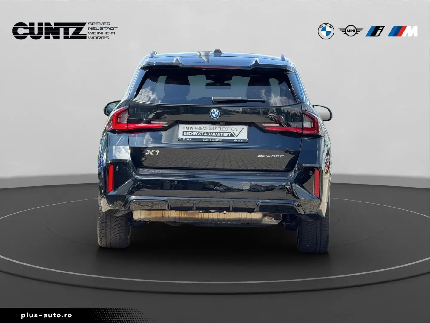 BMW X1 xDrive30e M Paket Pro Panorama Head-Up Harman