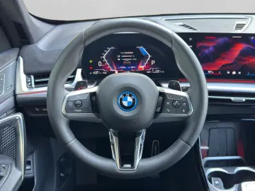 BMW X1 xDrive30e M Paket Pro Panorama Head-Up Harman