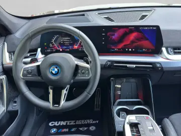 BMW X1 xDrive30e M Paket Pro Panorama Head-Up Harman