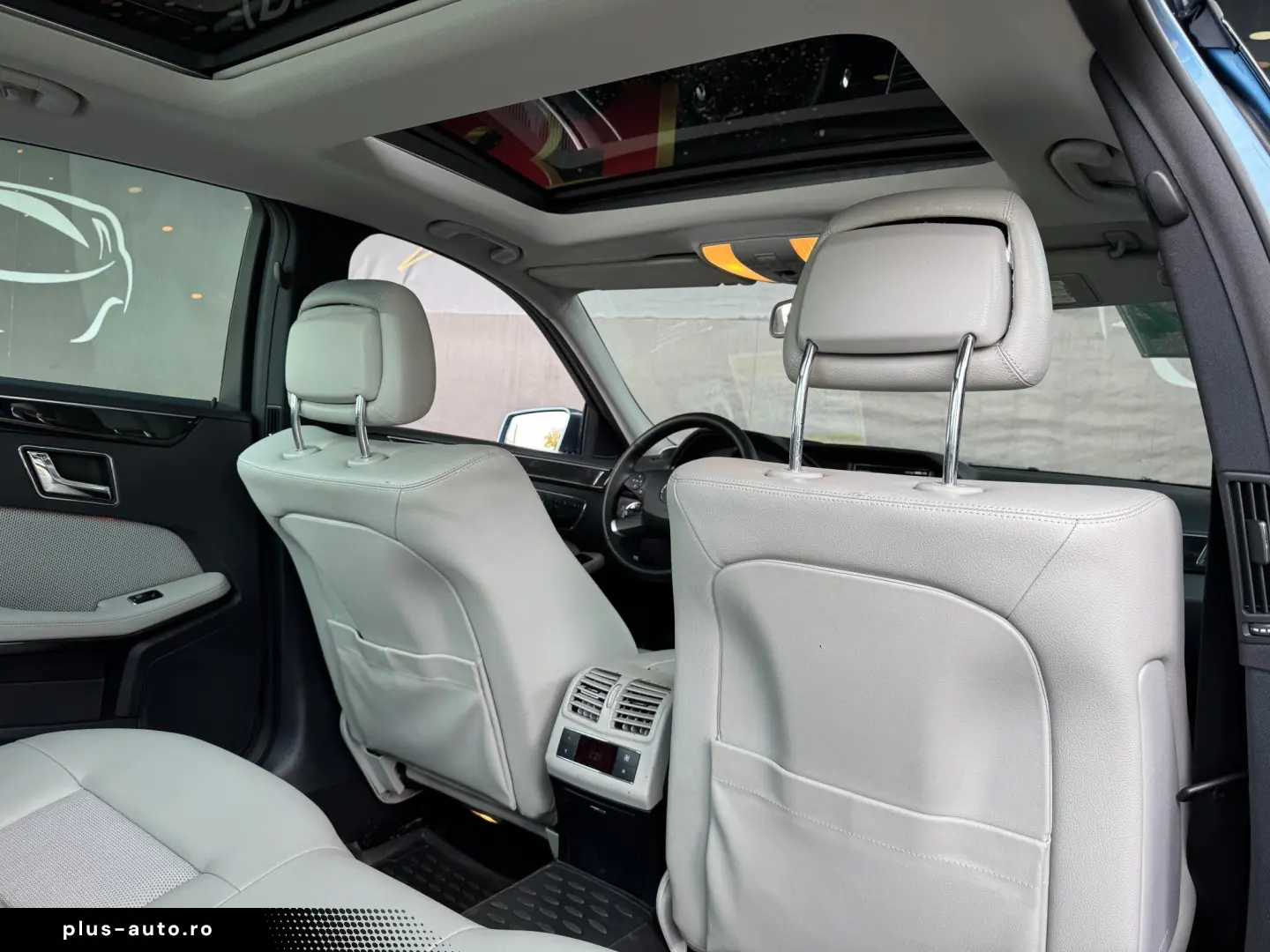 Mercedes-Benz E 2010