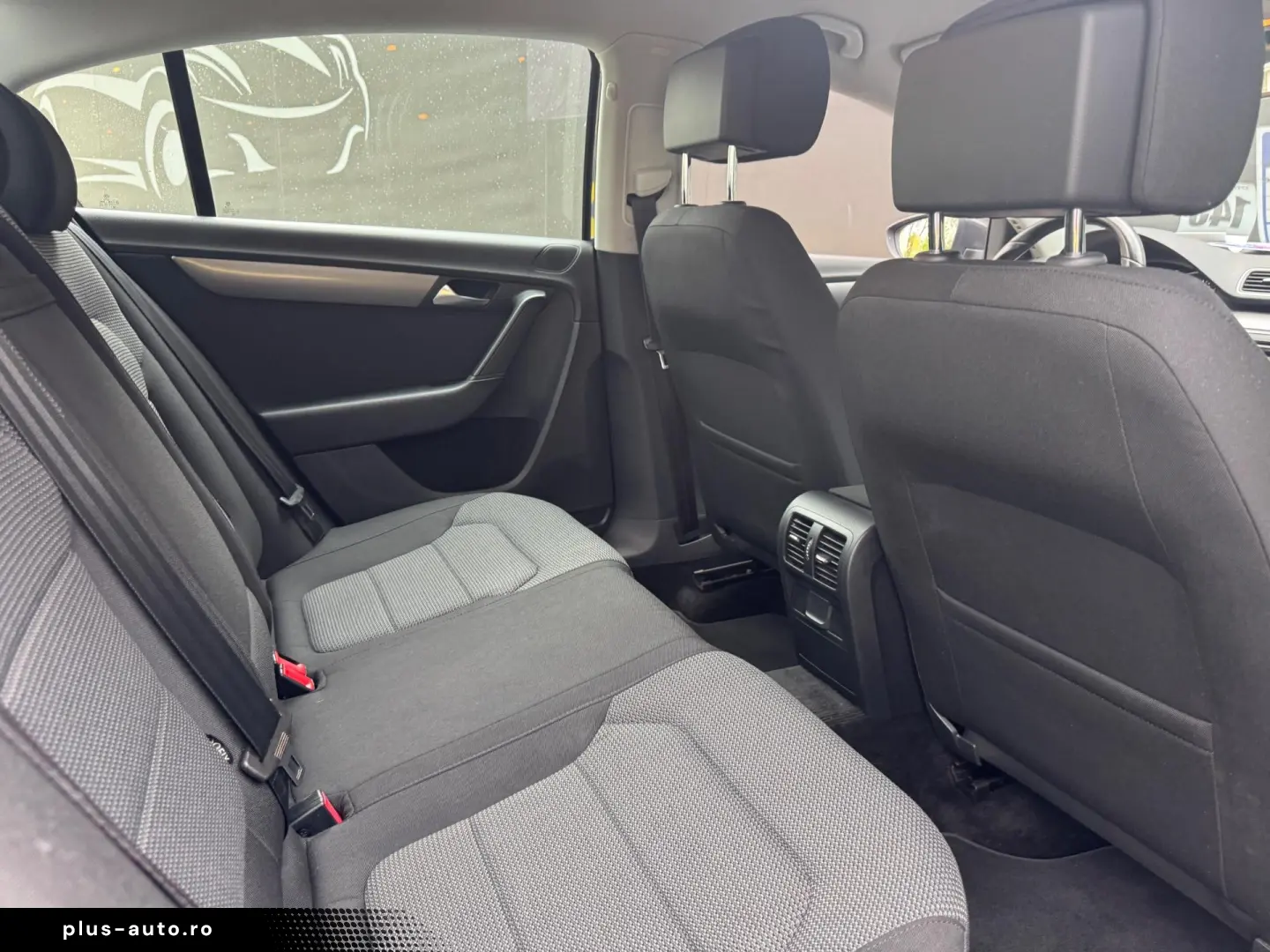 Volkswagen Passat 2011