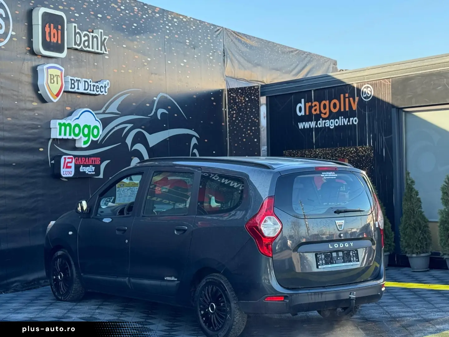 Dacia Lodgy 2012