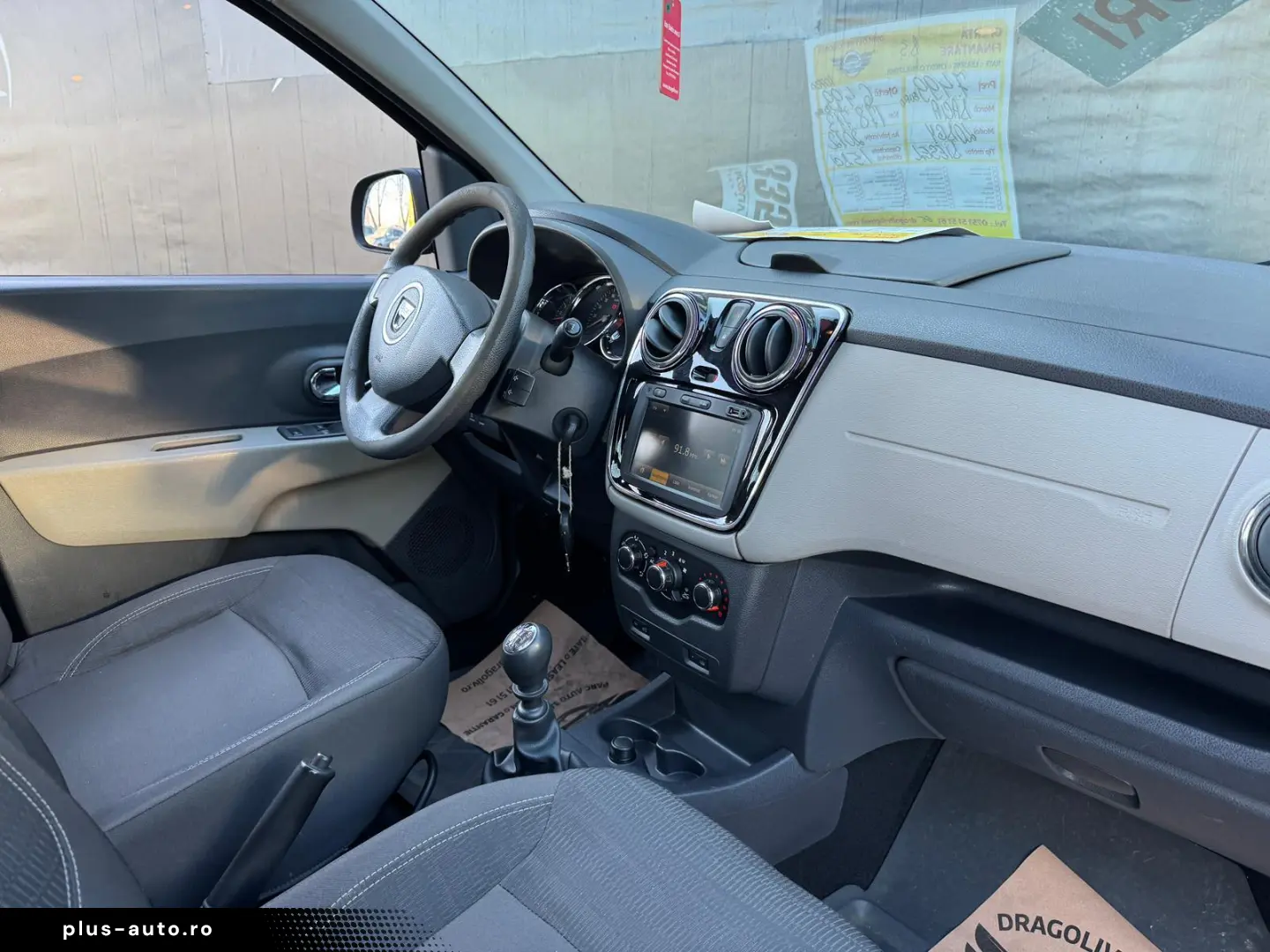 Dacia Lodgy 2012