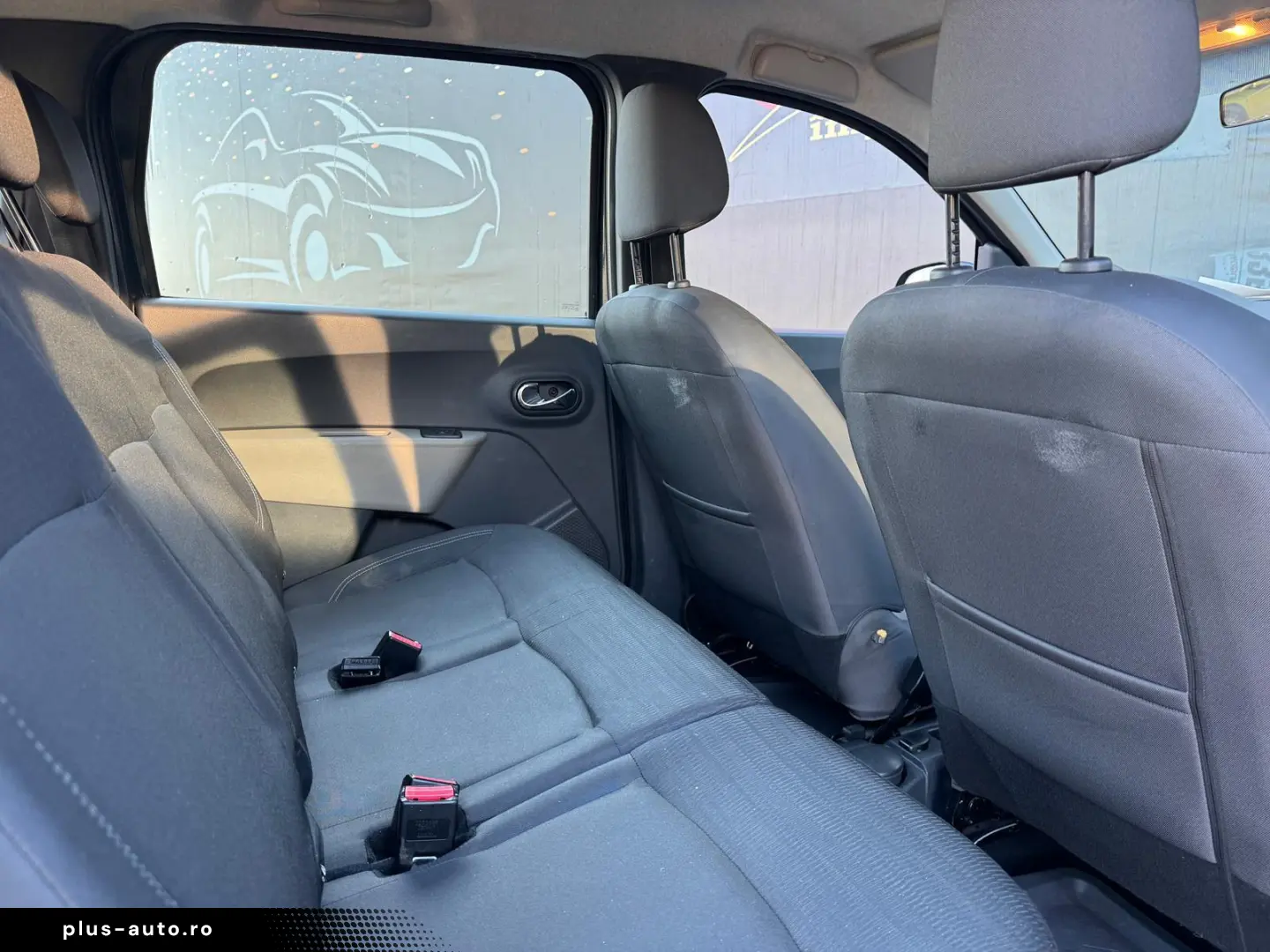Dacia Lodgy 2012