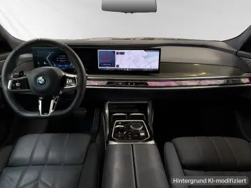 BMW M760e xDrive DA&PAProf. B&WDiamond Autobahnass.
