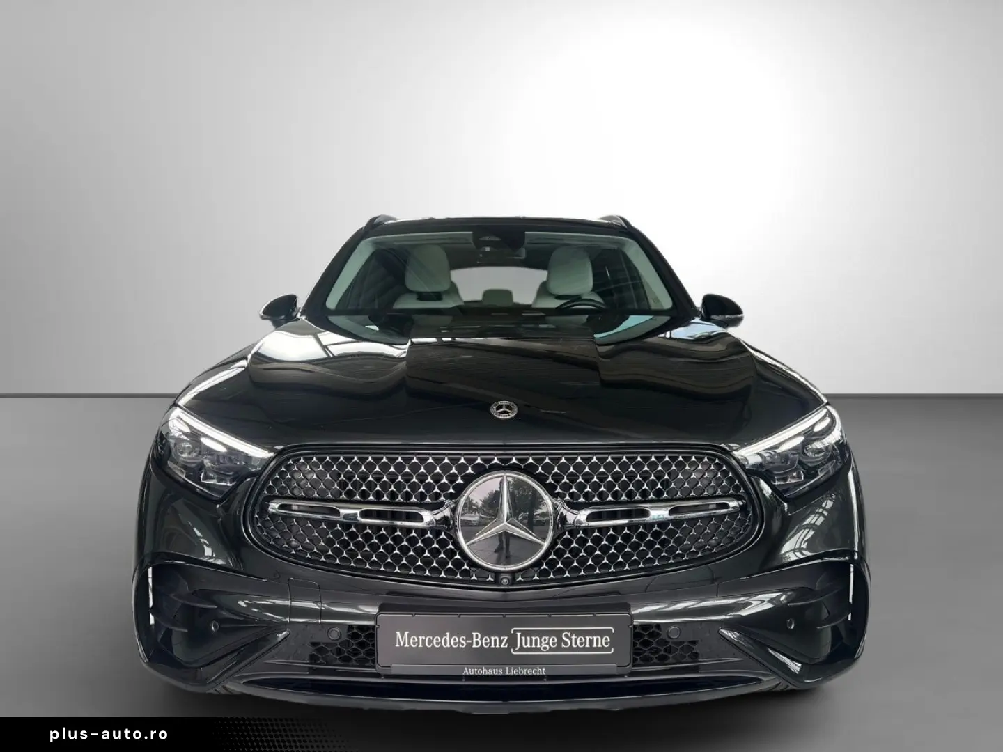 MERCEDES-BENZ GLC 400 e 4M AMG Night Pano AHK Digital Light