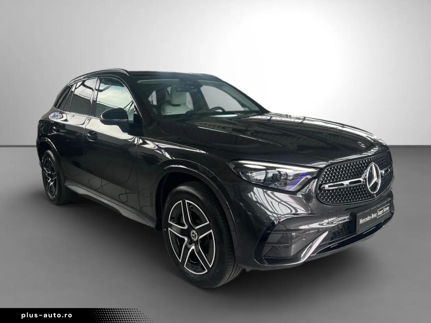 MERCEDES-BENZ GLC 400 e 4M AMG Night Pano AHK Digital Light