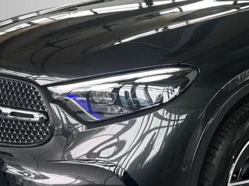 MERCEDES-BENZ GLC 400 e 4M AMG Night Pano AHK Digital Light