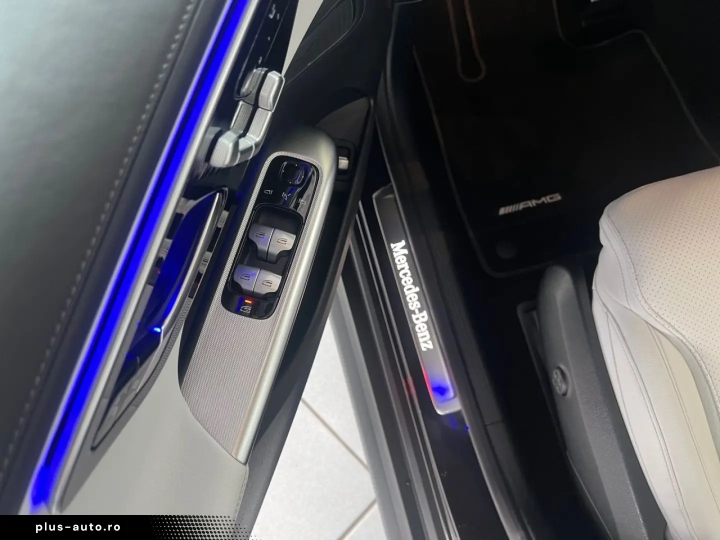 MERCEDES-BENZ GLC 400 e 4M AMG Night Pano AHK Digital Light