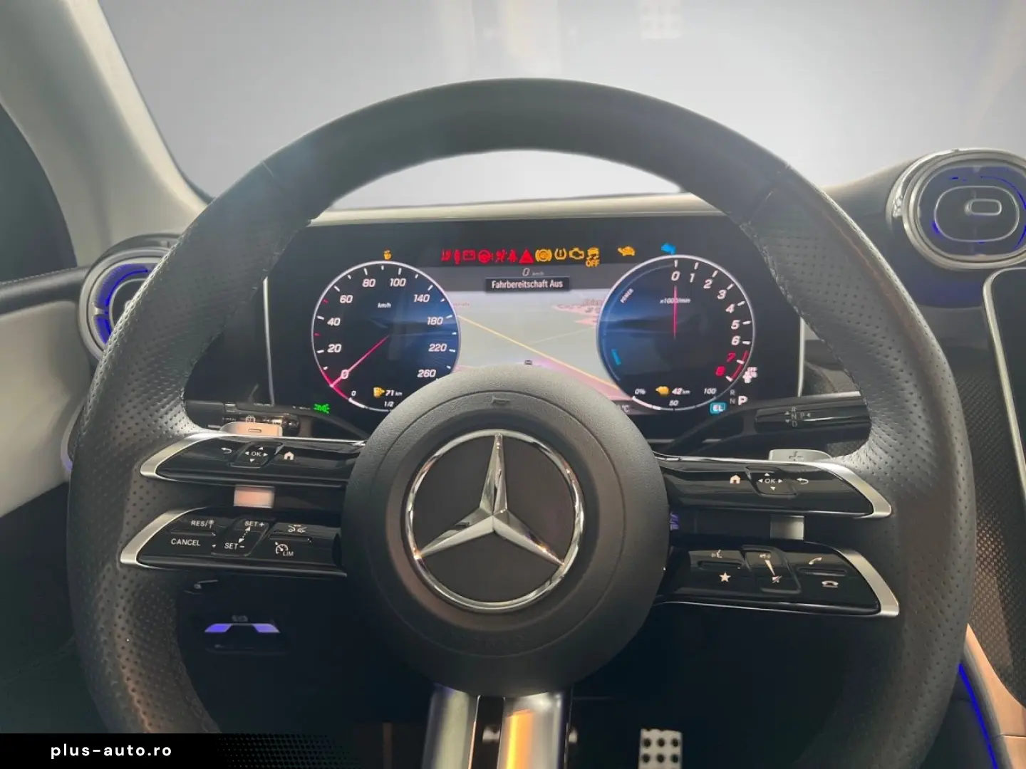 MERCEDES-BENZ GLC 400 e 4M AMG Night Pano AHK Digital Light