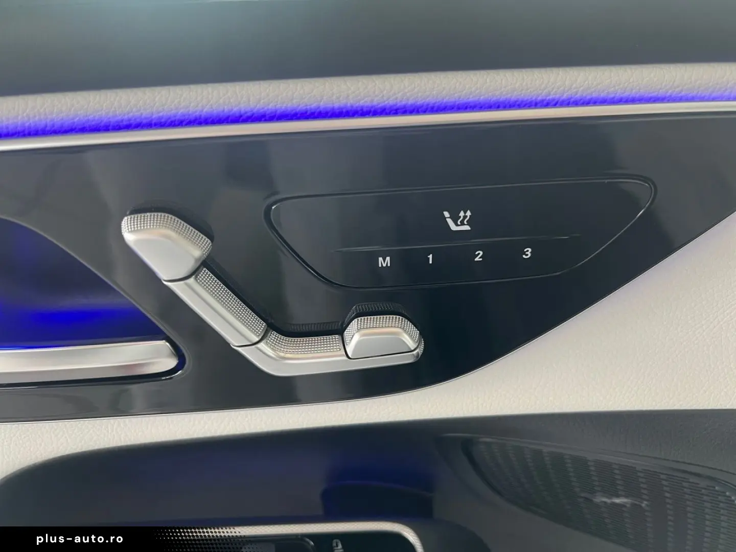 MERCEDES-BENZ GLC 400 e 4M AMG Night Pano AHK Digital Light