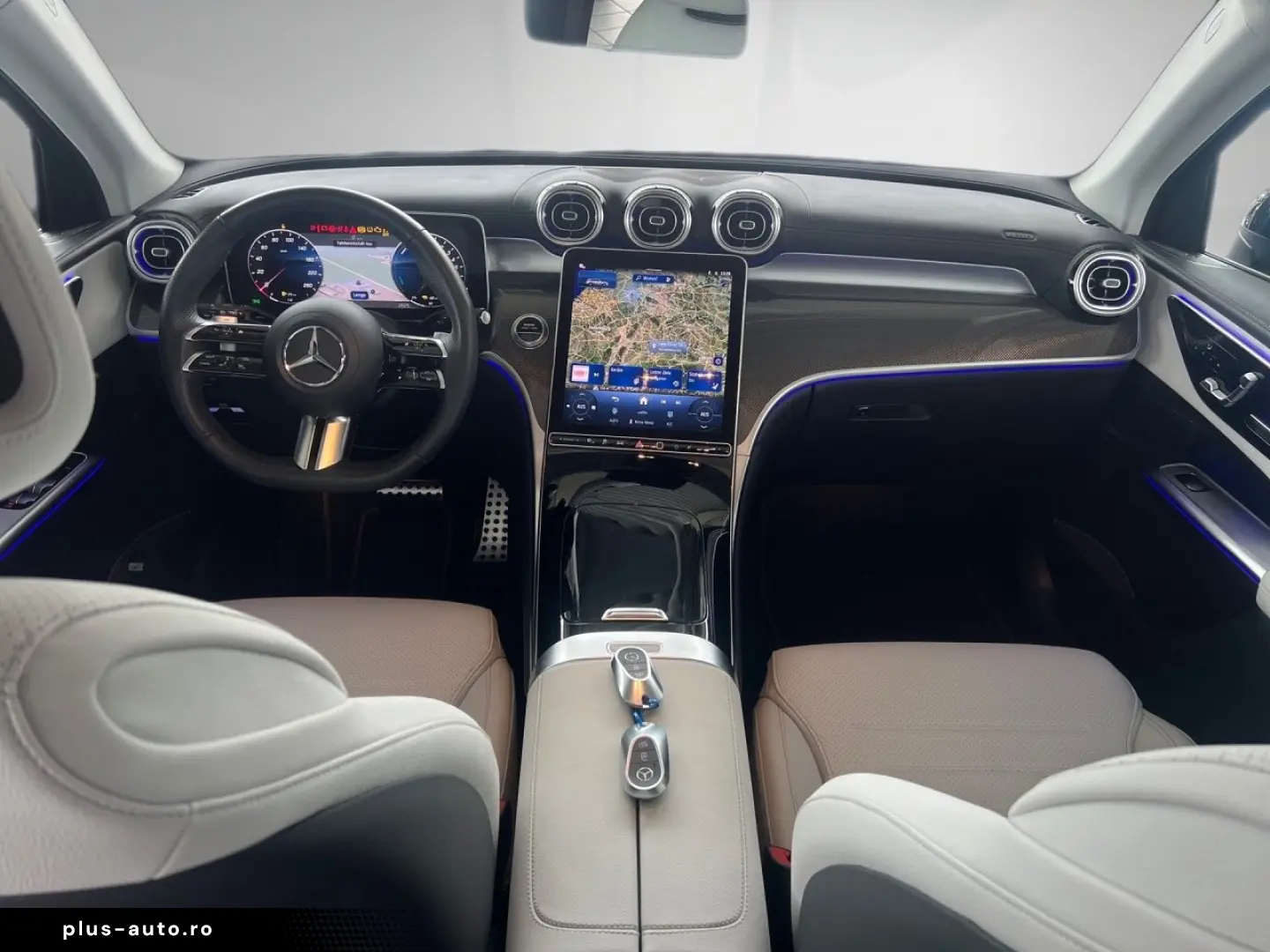 MERCEDES-BENZ GLC 400 e 4M AMG Night Pano AHK Digital Light