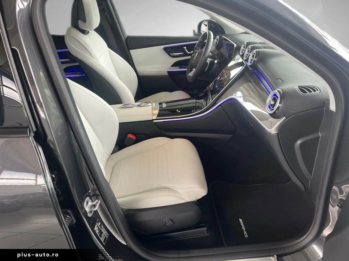 MERCEDES-BENZ GLC 400 e 4M AMG Night Pano AHK Digital Light