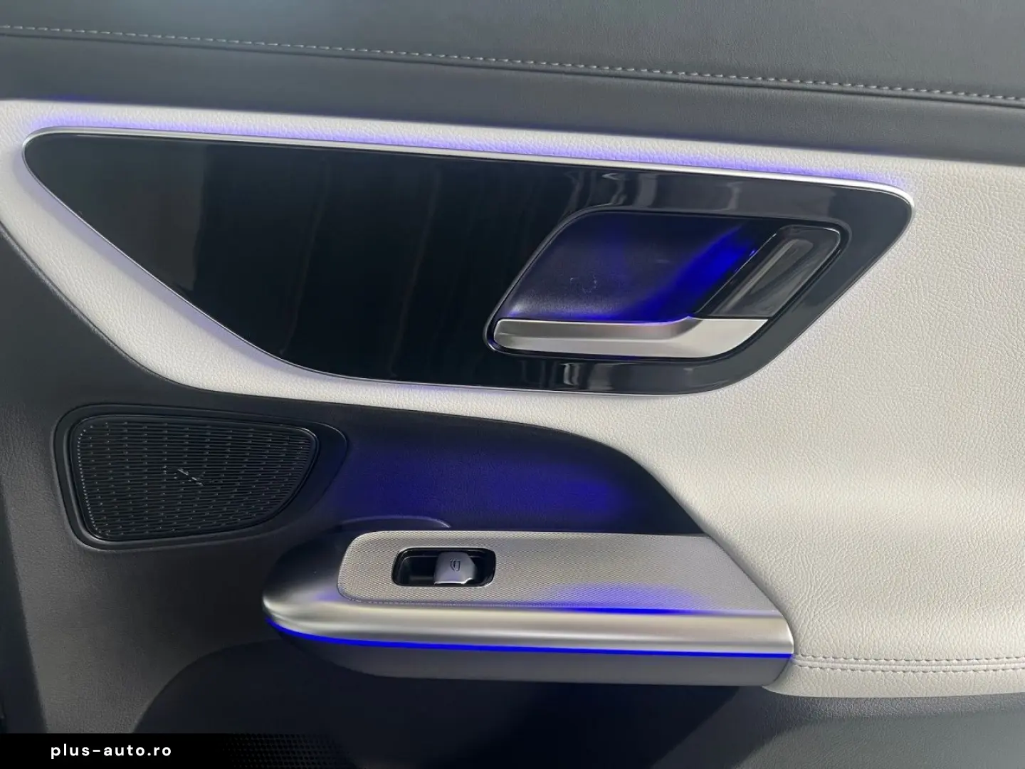 MERCEDES-BENZ GLC 400 e 4M AMG Night Pano AHK Digital Light