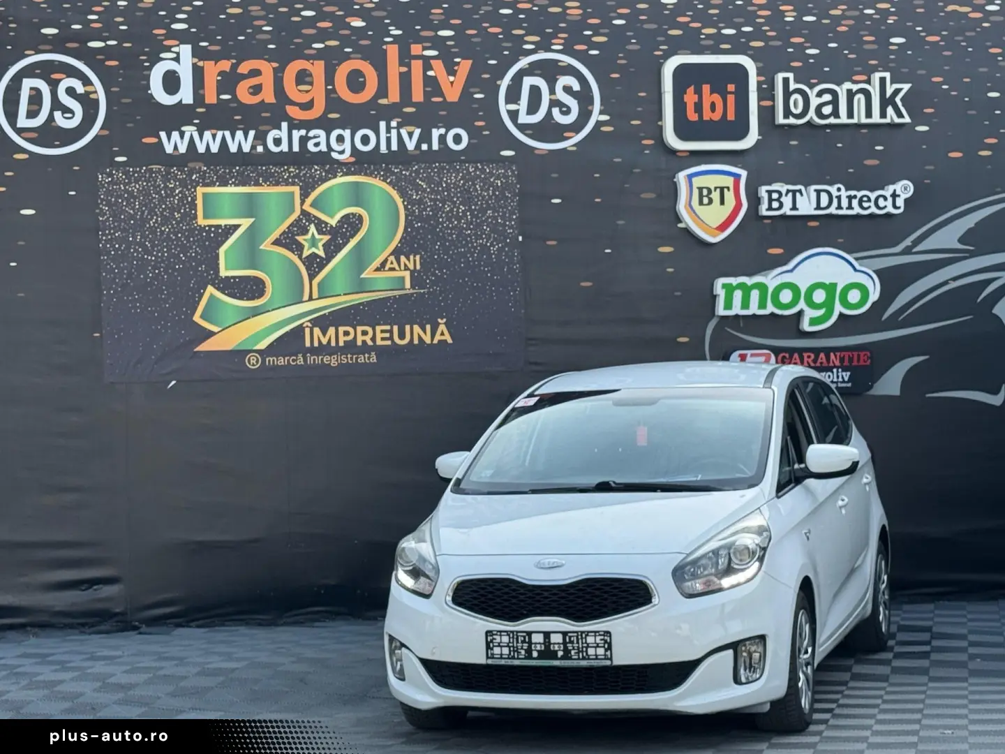 Kia Carens 2013