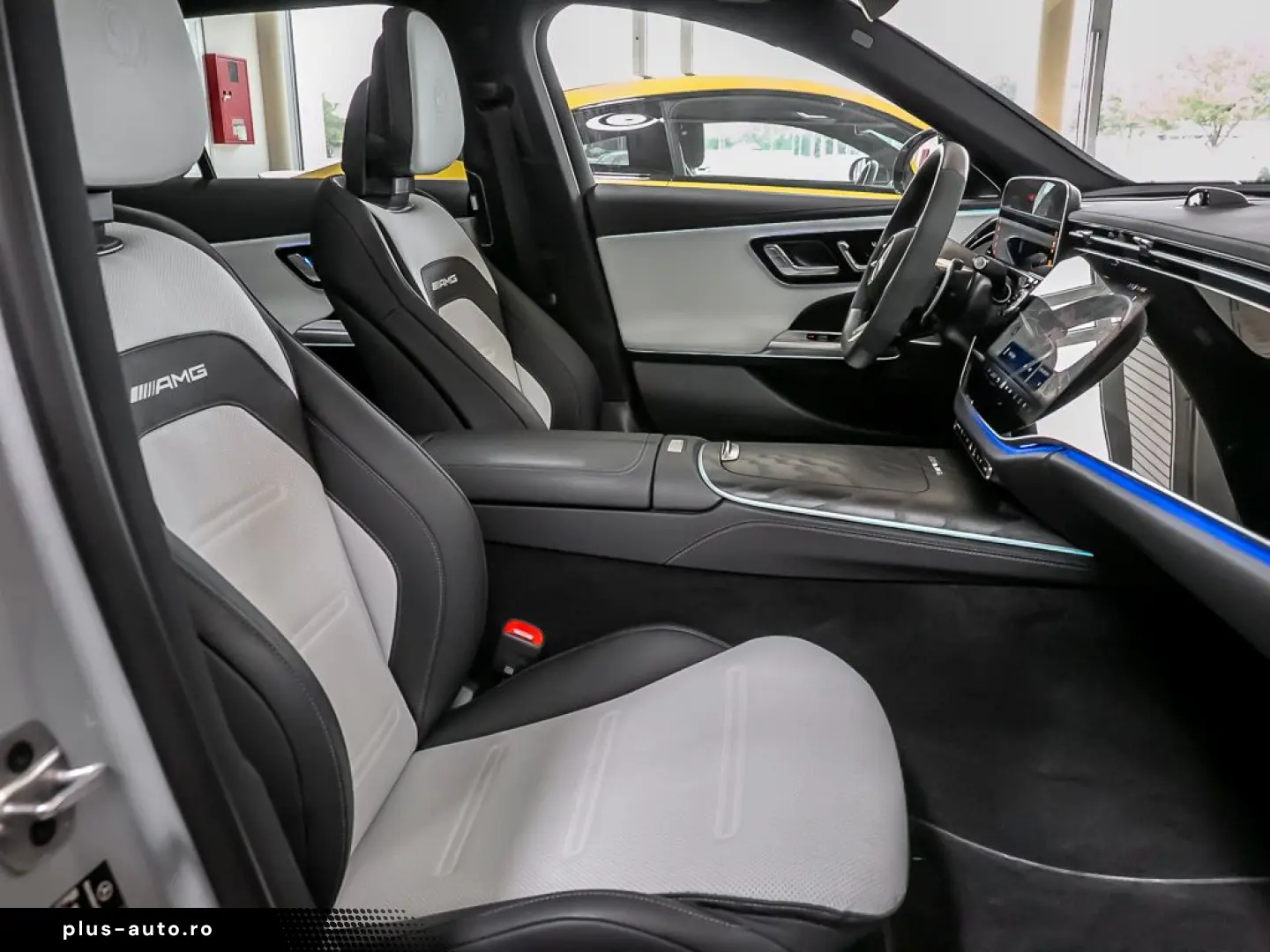 MERCEDES-BENZ E 53 AMG T Hybrid 4M Dynamic PLUS PREMIUM AHK