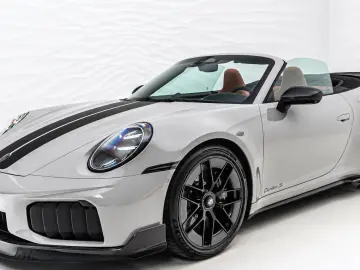 Porsche 992 911 Turbo S Cabriolet Lift Carbon Burmester