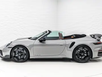 Porsche 992 911 Turbo S Cabriolet Lift Carbon Burmester