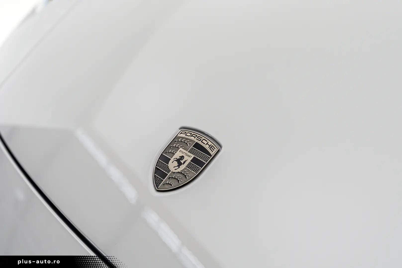 Porsche 992 911 Turbo S Cabriolet Lift Carbon Burmester