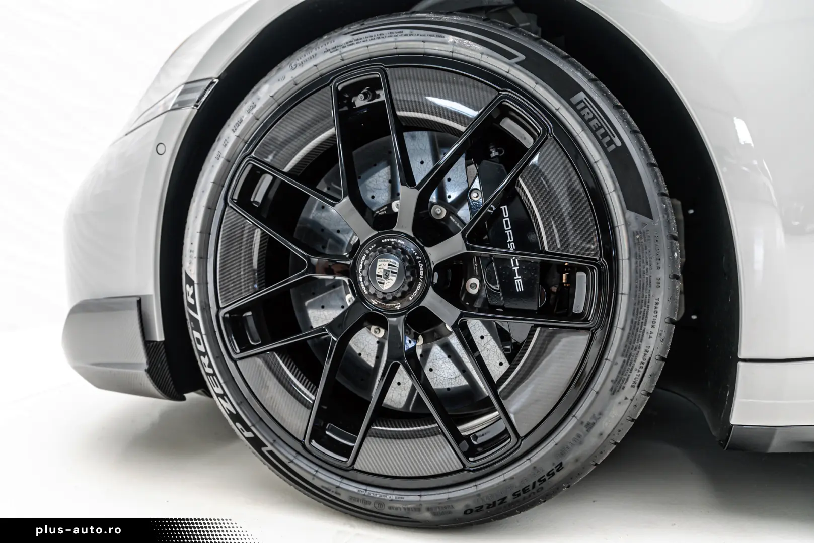 Porsche 992 911 Turbo S Cabriolet Lift Carbon Burmester