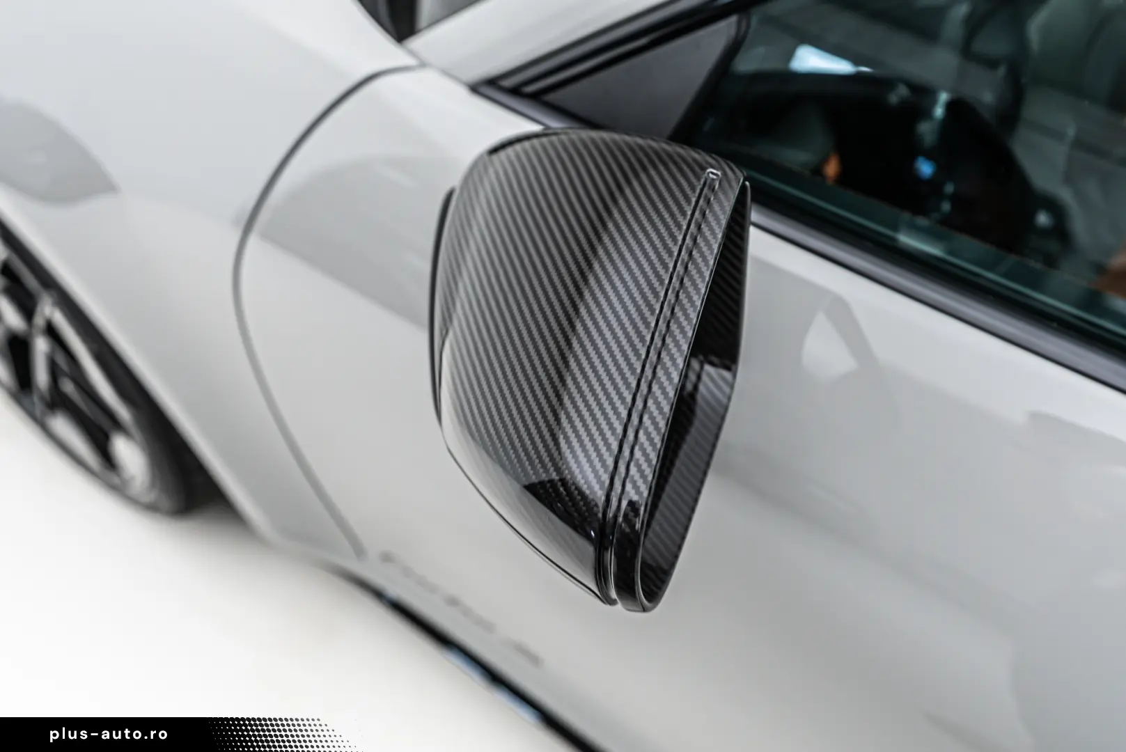 Porsche 992 911 Turbo S Cabriolet Lift Carbon Burmester