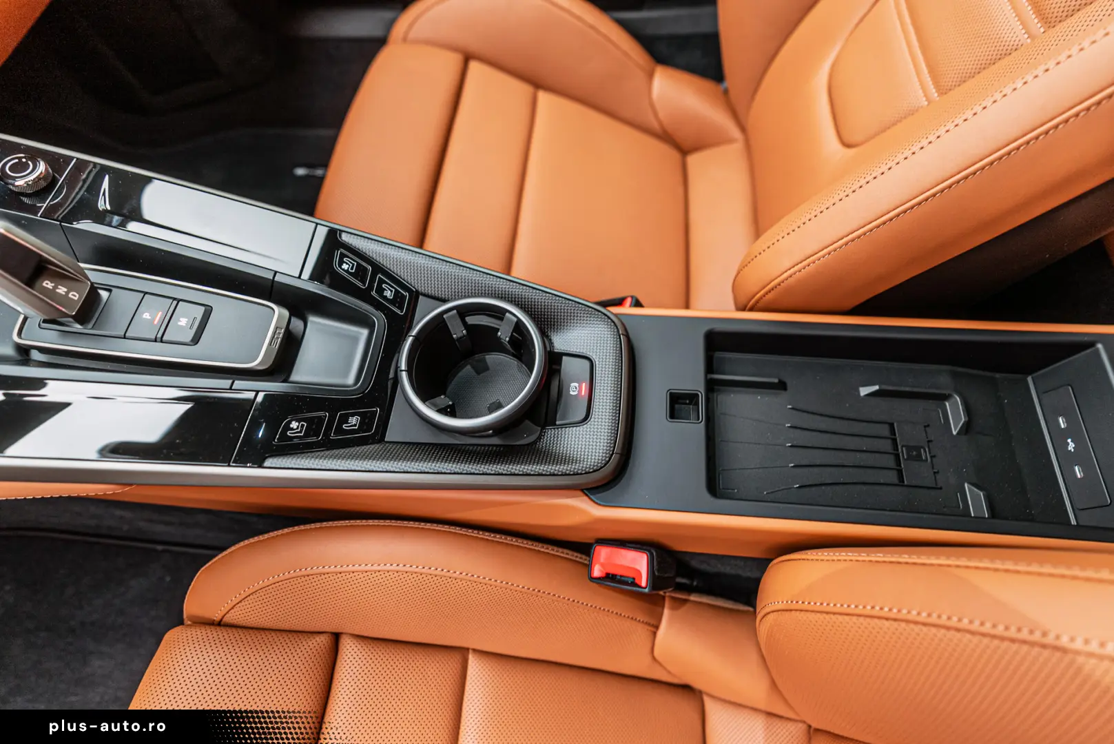Porsche 992 911 Turbo S Cabriolet Lift Carbon Burmester