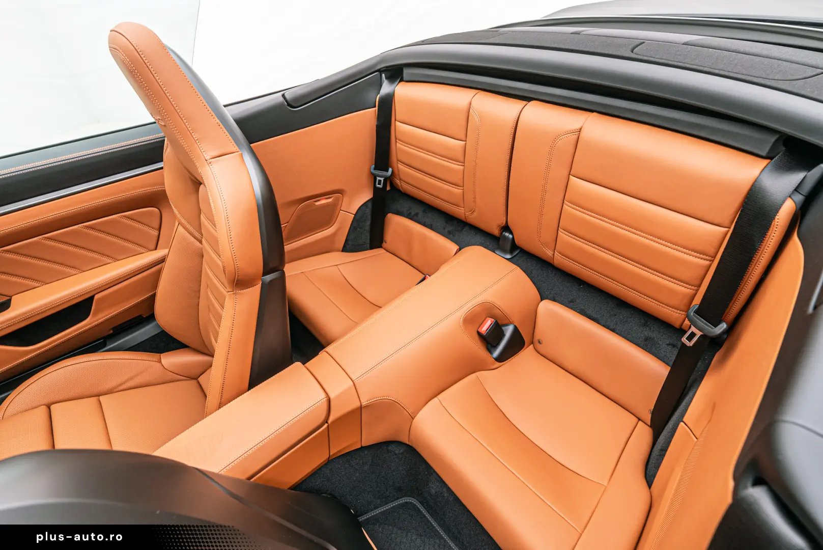 Porsche 992 911 Turbo S Cabriolet Lift Carbon Burmester