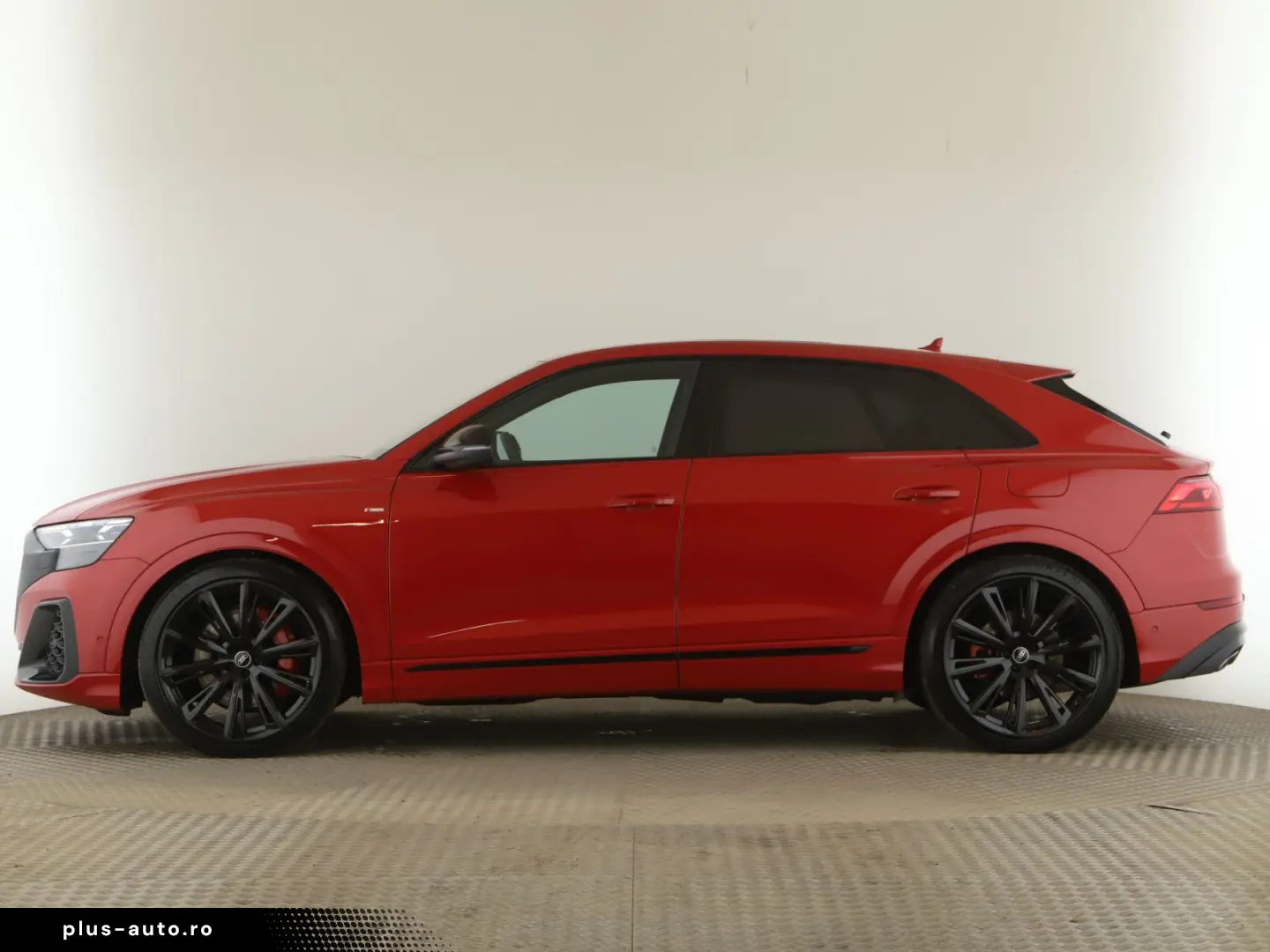 AUDI Q8 60 TFSIe quattro HYBRID Pano AHK LUFT B&O Mem