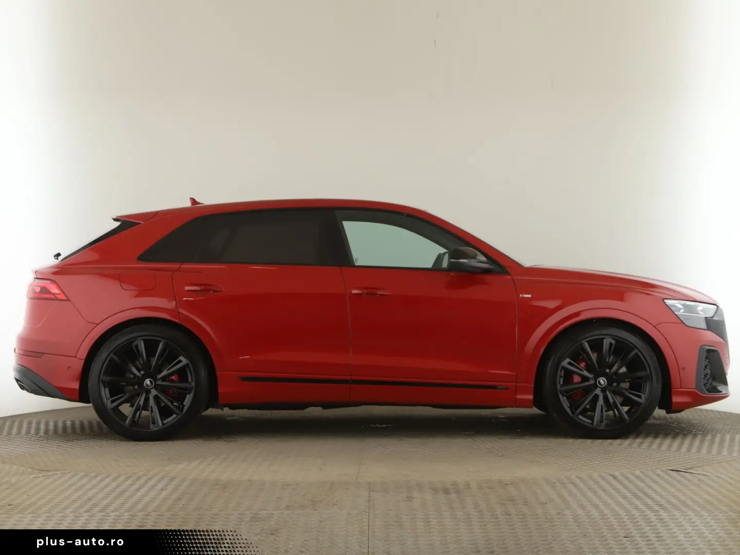AUDI Q8 60 TFSIe quattro HYBRID Pano AHK LUFT B&O Mem