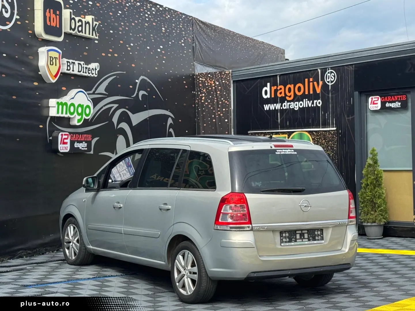 Opel Zafira 2011
