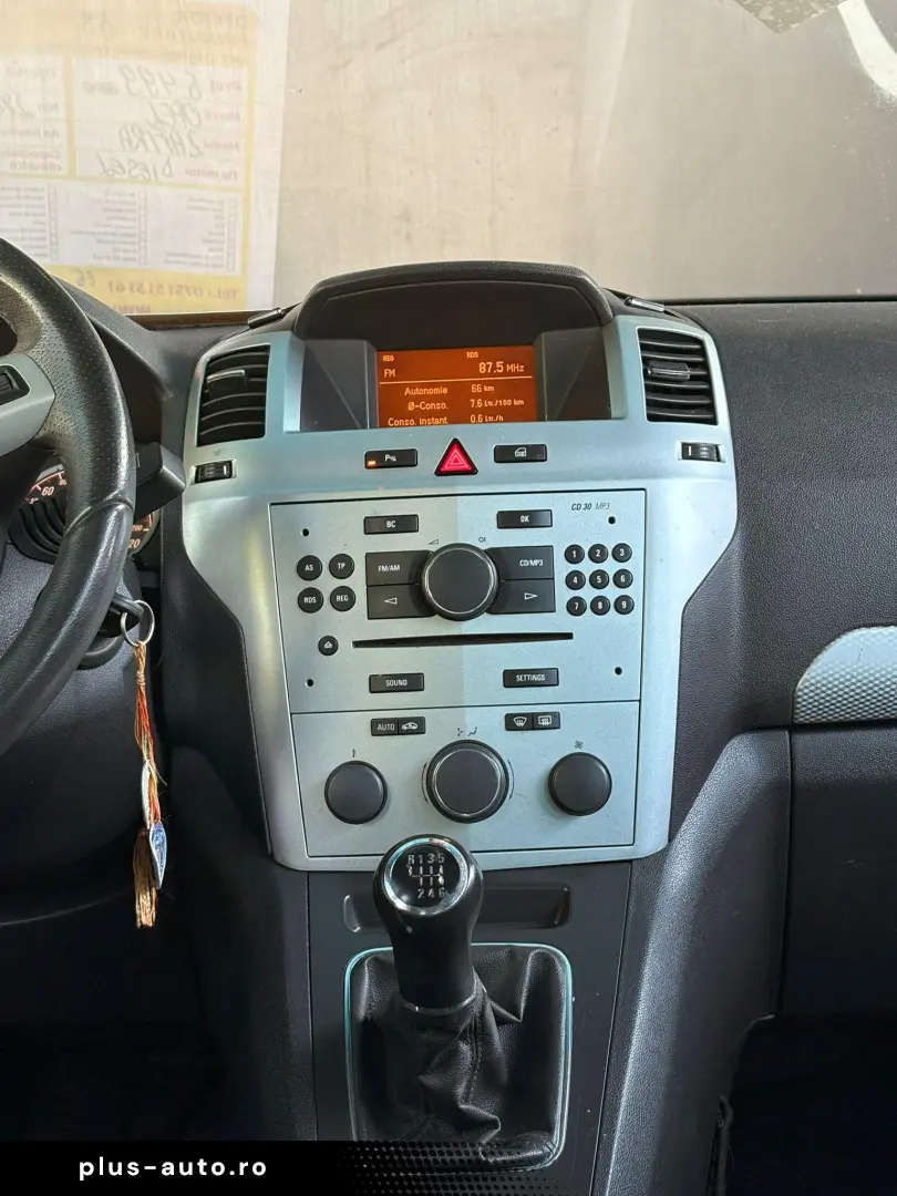 Opel Zafira 2011