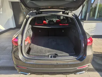 MERCEDES-BENZ GLC 400e 4M AMG matt Vollausstattg. NP…