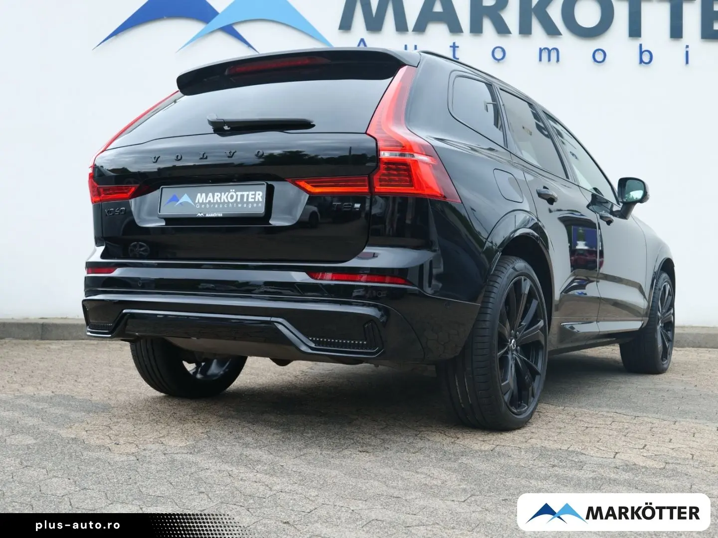 VOLVO XC60 T8 Recharge AWD Plus Black Edition STHZ