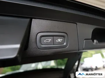VOLVO XC60 T8 Recharge AWD Plus Black Edition STHZ