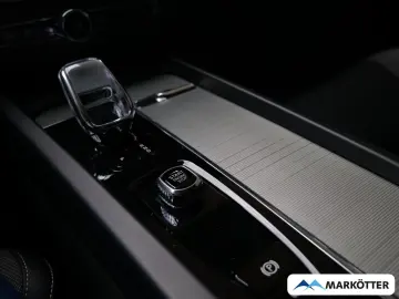 VOLVO XC60 T8 Recharge AWD Plus Black Edition STHZ