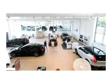 VOLVO XC60 T8 Recharge AWD Plus Black Edition STHZ
