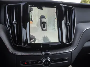 VOLVO XC60 T6 AWD Black Edition Plus Plug-in Hybrid HU