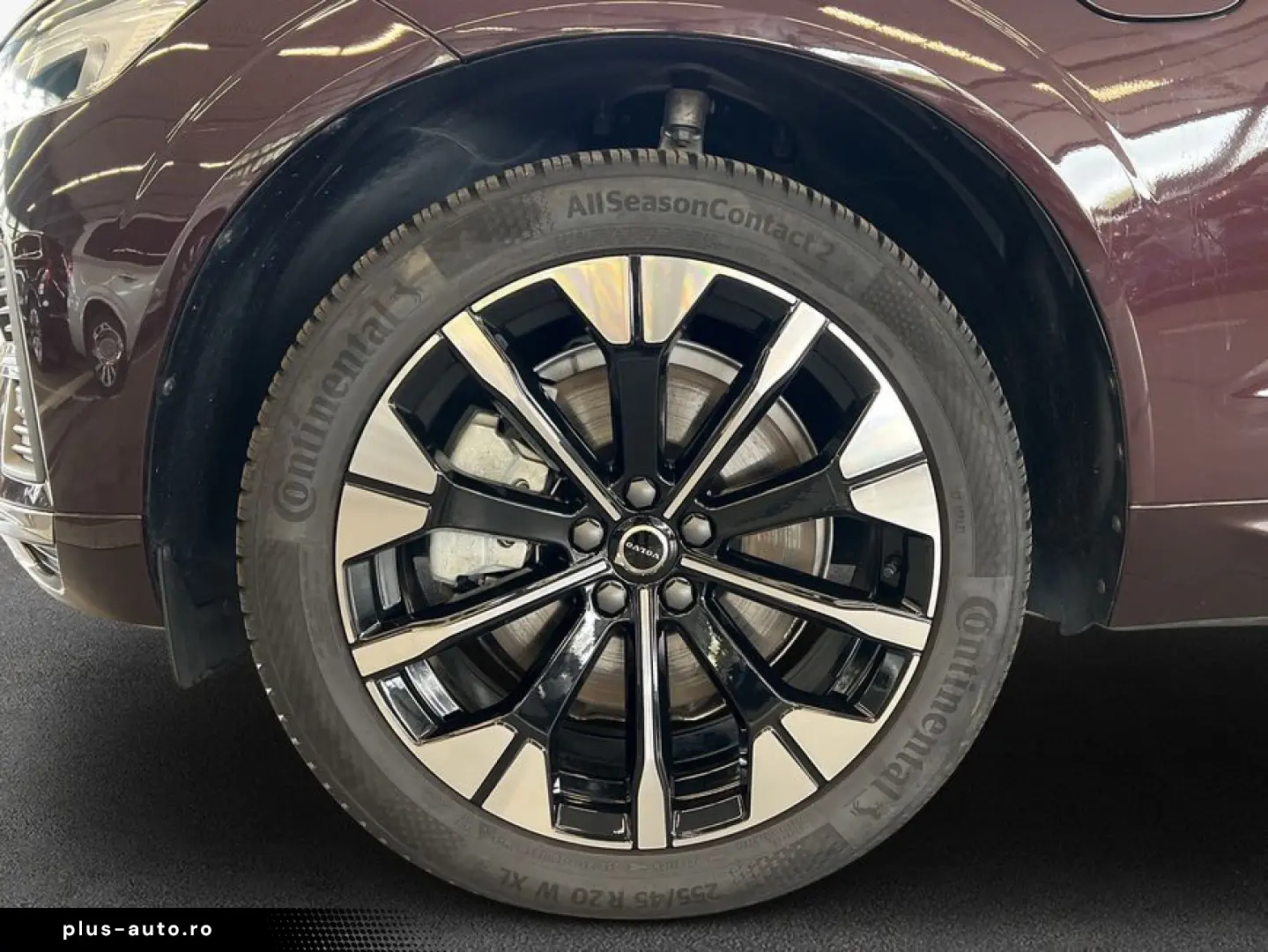 VOLVO XC60 T6 AWD Plug-in Hybrid Plus-Bright Neues-Mod