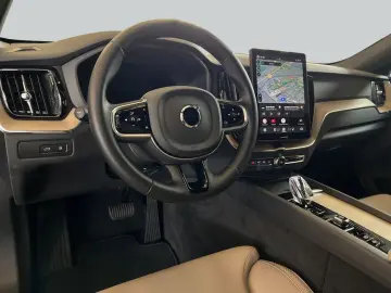 VOLVO XC60 T6 AWD Plug-in Hybrid Plus-Bright Neues-Mod