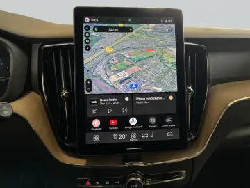 VOLVO XC60 T6 AWD Plug-in Hybrid Plus-Bright Neues-Mod