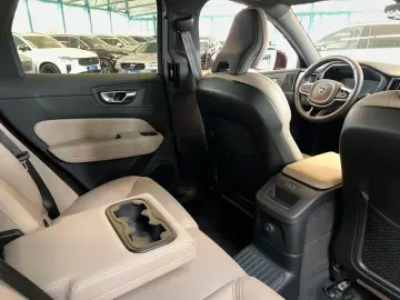 VOLVO XC60 T6 AWD Plug-in Hybrid Plus-Bright Neues-Mod