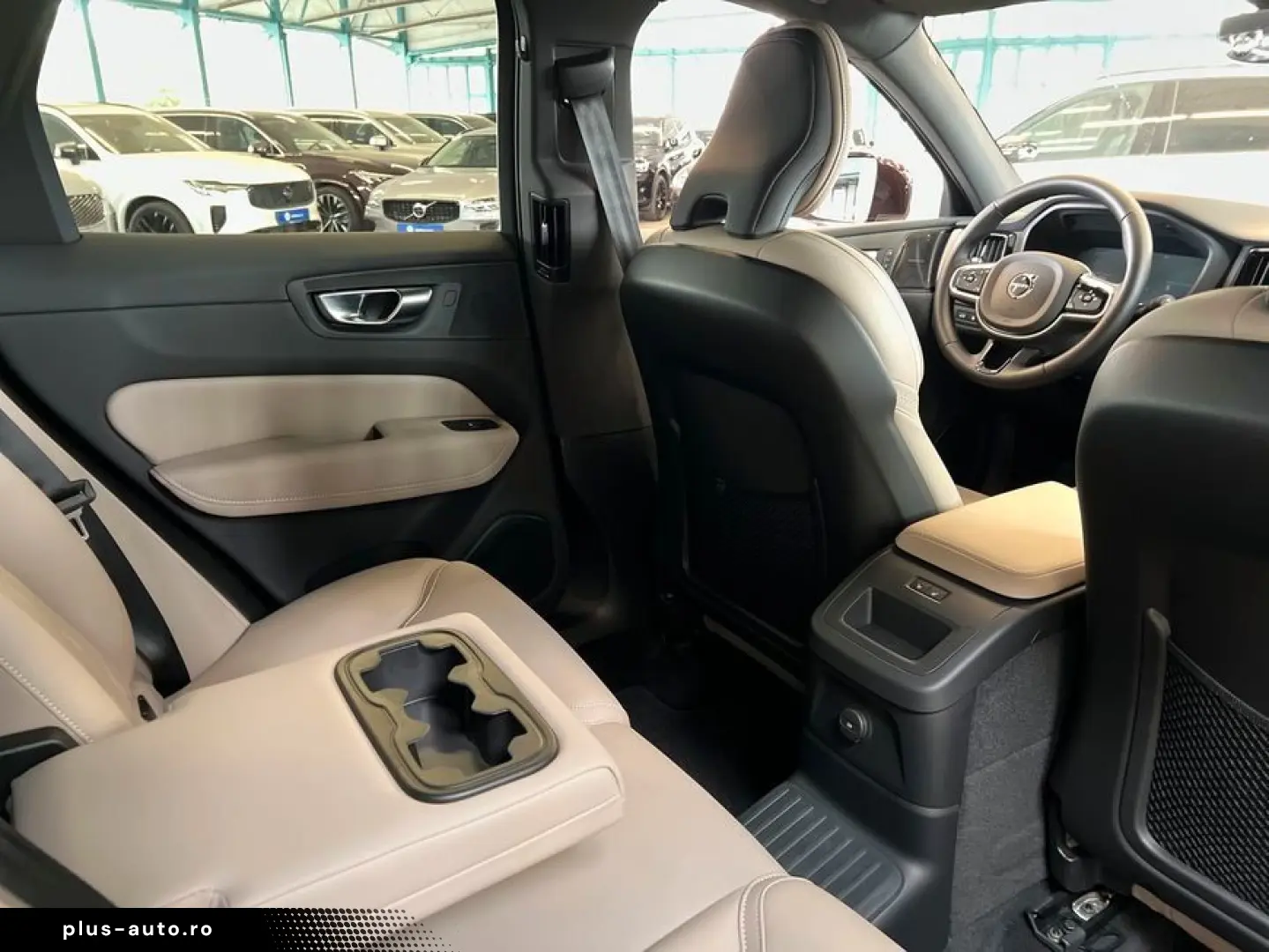 VOLVO XC60 T6 AWD Plug-in Hybrid Plus-Bright Neues-Mod