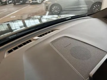 VOLVO XC60 T6 AWD Plug-in Hybrid Plus-Bright Neues-Mod
