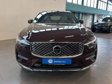 VOLVO XC60 T6 AWD Plug-in Hybrid Plus-Bright Neues-Mod
