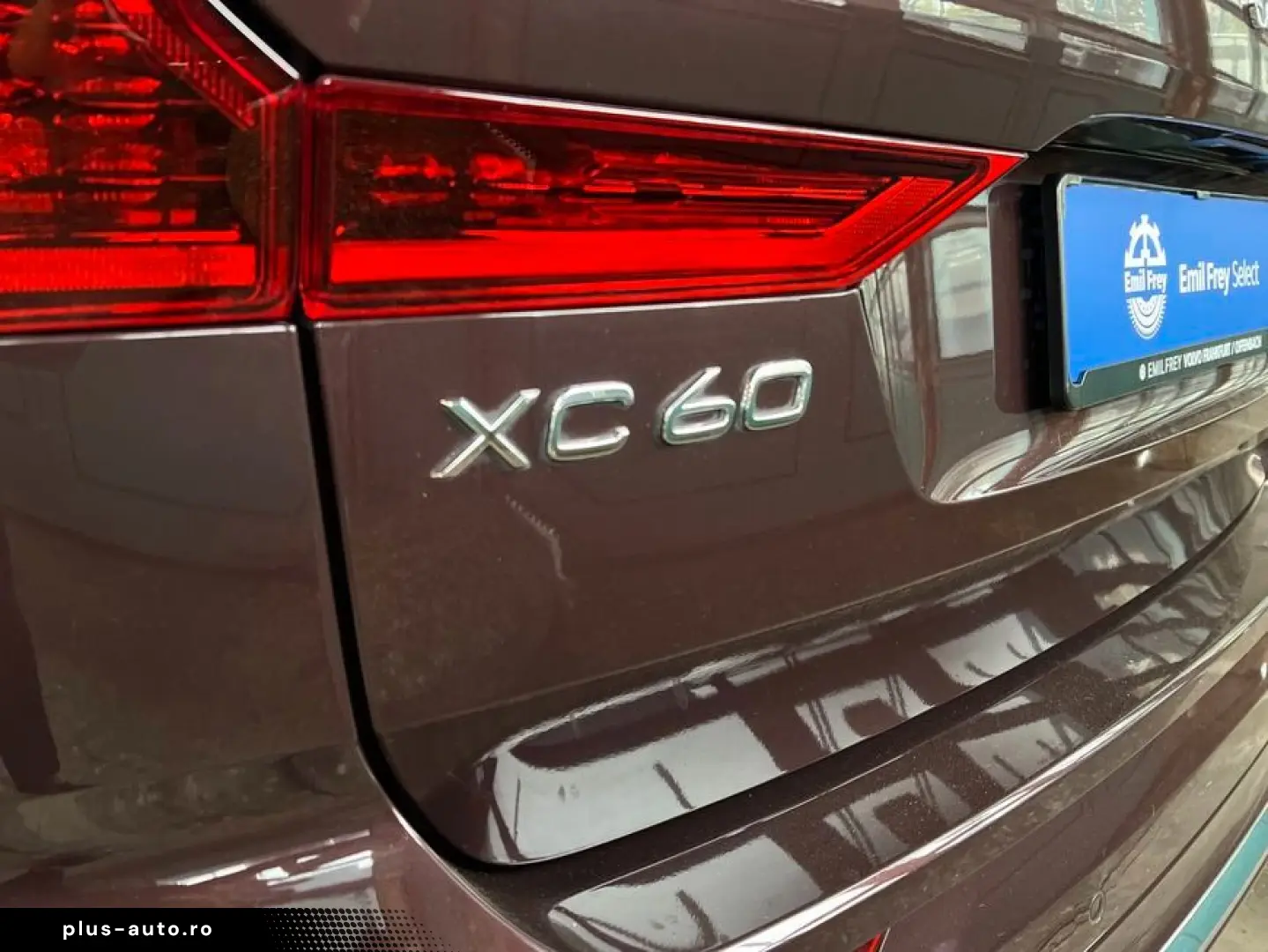 VOLVO XC60 T6 AWD Plug-in Hybrid Plus-Bright Neues-Mod
