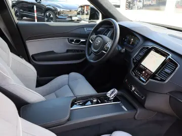 VOLVO XC90 T8 AWD Plug-In Hybrid Ultra Dark #360 Googl