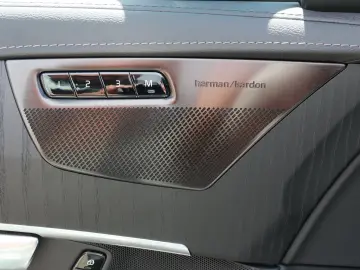 VOLVO XC90 T8 AWD Plug-In Hybrid Ultra Dark #360 Googl