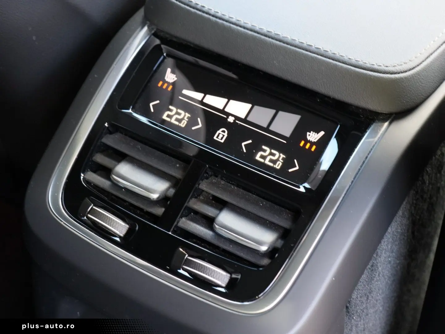 VOLVO XC90 T8 AWD Plug-In Hybrid Ultra Dark #360 Googl